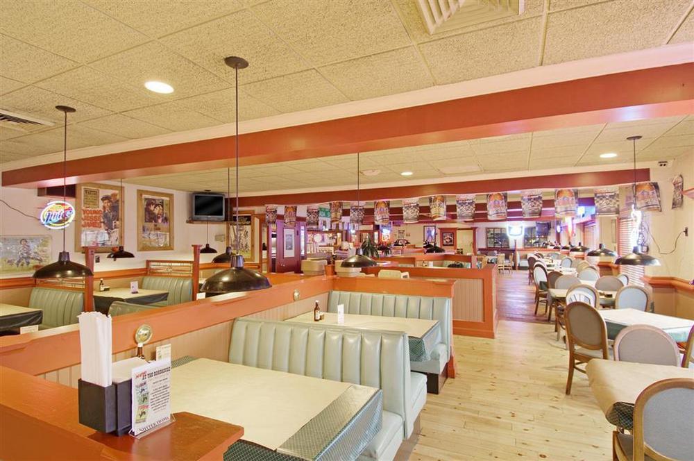 Days Inn By Wyndham Sandusky Cedar Point Restaurang bild
